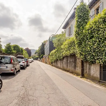 Storico In Anni '30 - Vicino Al Centro * Como