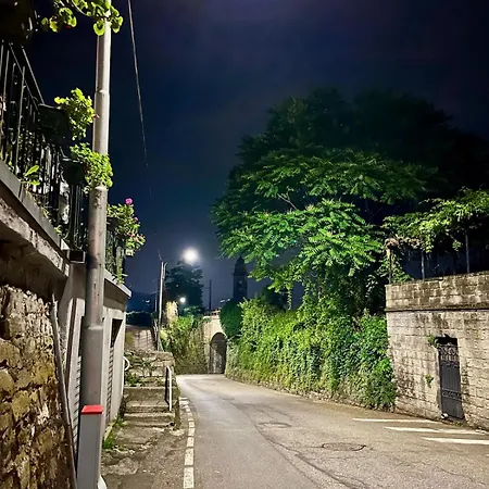 Storico In Anni '30 - Vicino Al Centro Como